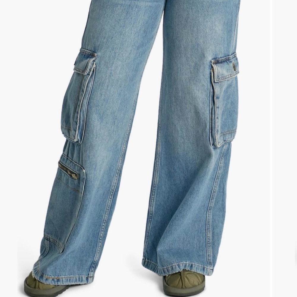 BDG Puddle Low Rise Jeans